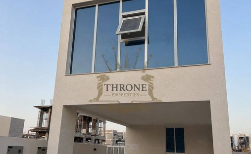 Villa in Damac Hills 2, Dubai, United Arab Emirates 1