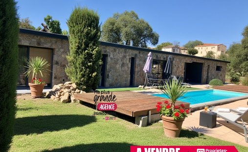 Villa in Sari-Solenzara, Corsica, France 1