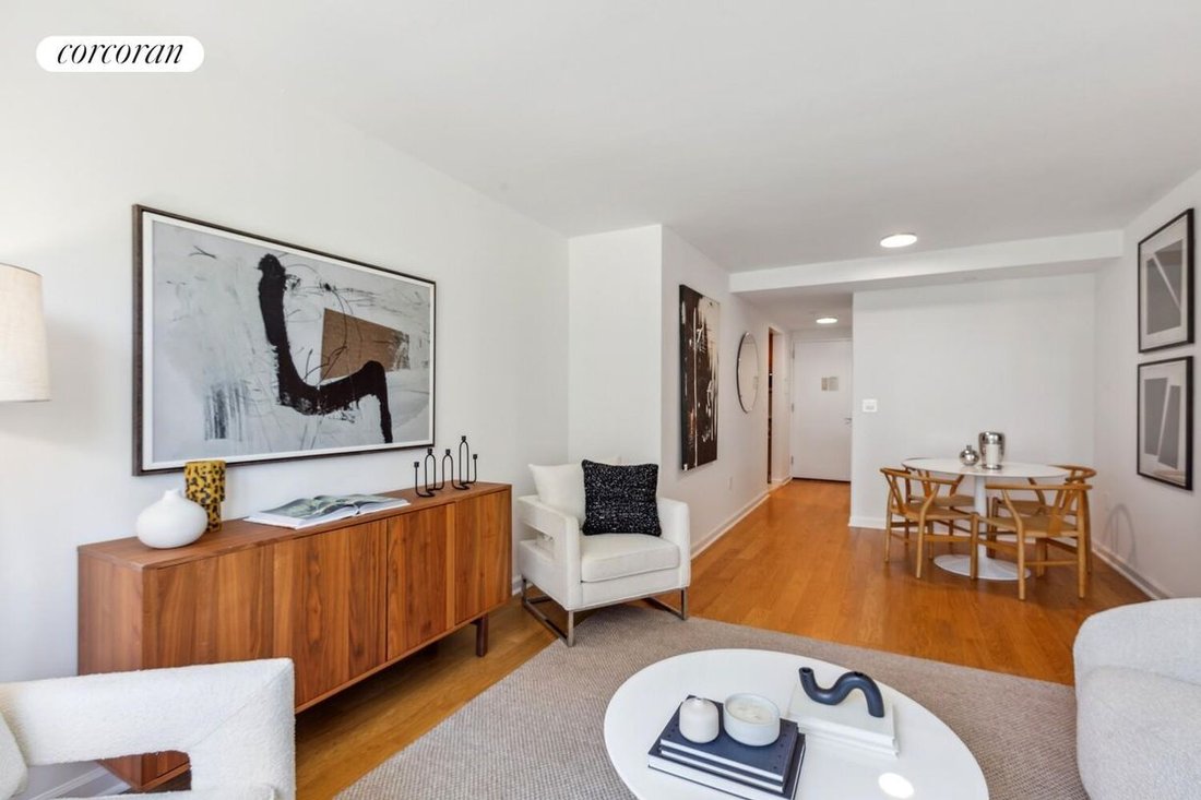 Condo in New York, New York, United States 3 - 18015313