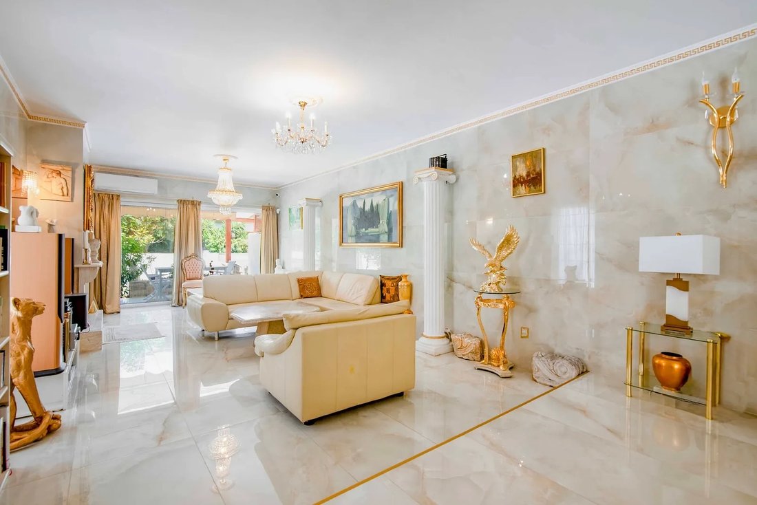 Apartment in Glyfada, Attica, Greece 1 - 18613486