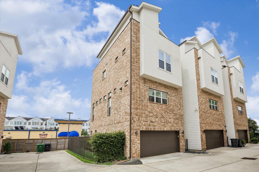 House in Houston, Texas, United States 3 - 18610225