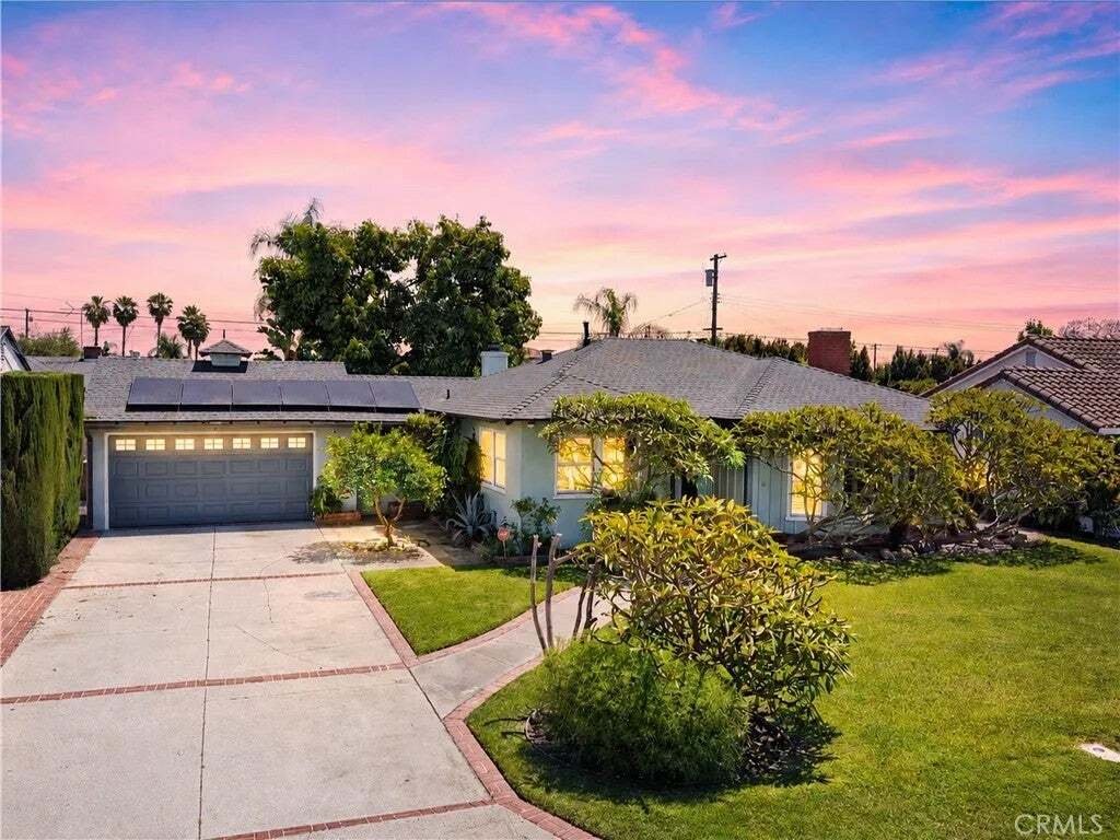 House in Downey, California, United States 1 - 18330862
