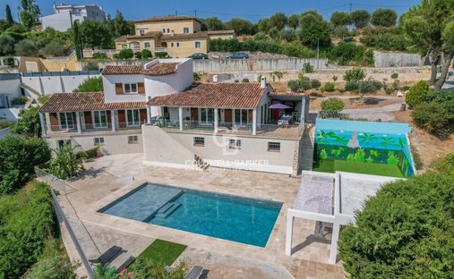 Villa in Colomars, Provence-Alpes-Côte d'Azur, France 1