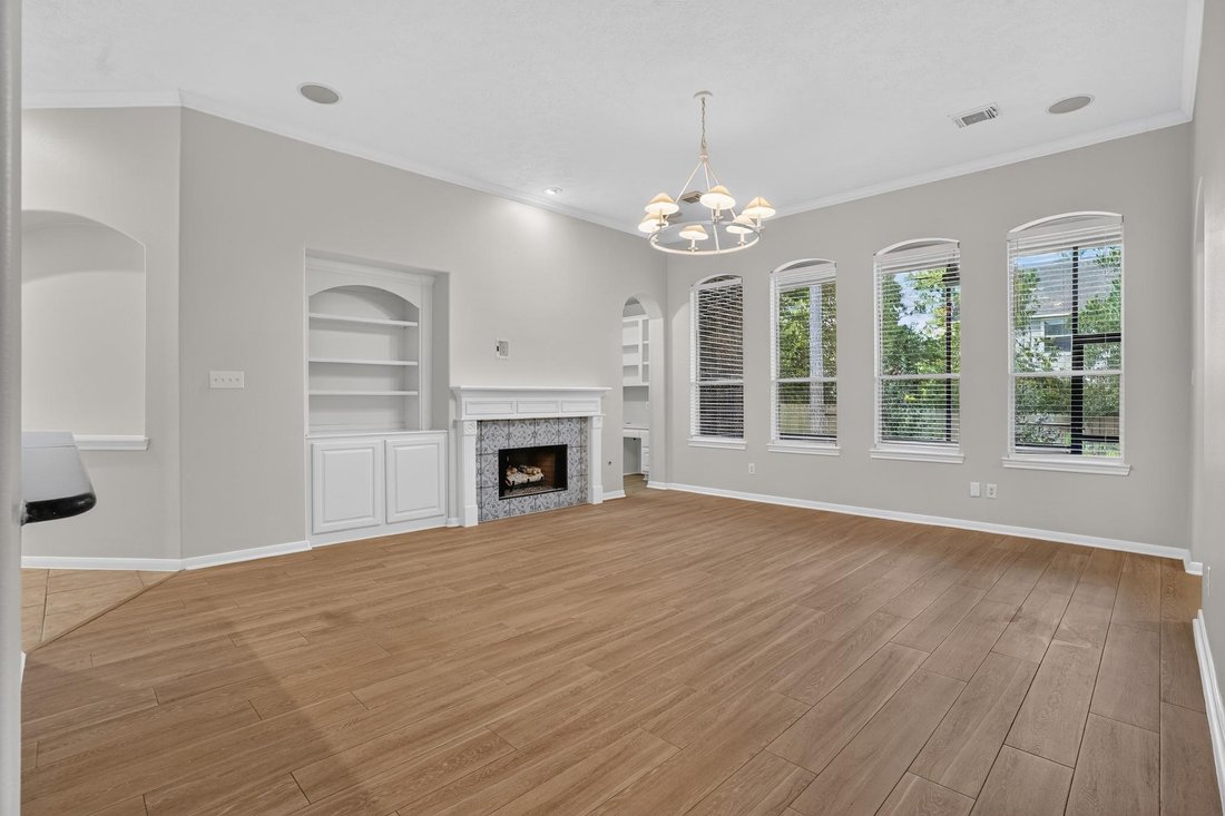 House in The Woodlands, Texas, United States 3 - 18610172