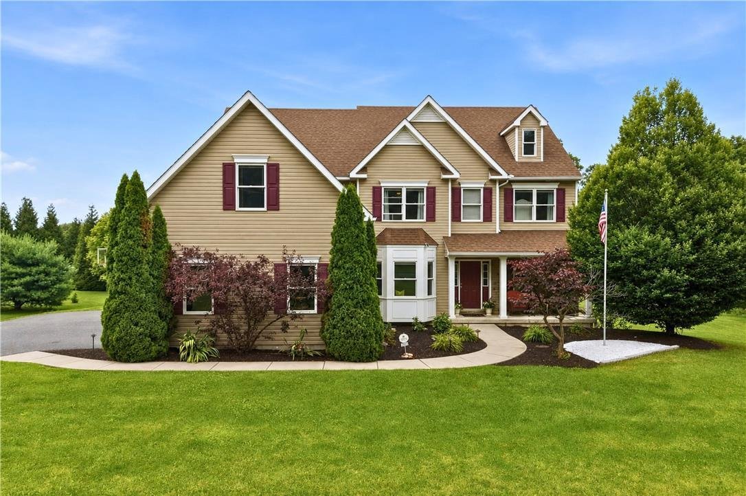 House in Wind Gap, Pennsylvania, United States 1 - 18464066