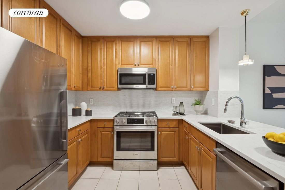 Condo in New York, New York, United States 5 - 18454447