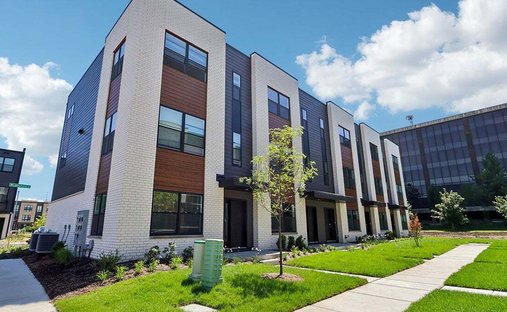 Townhouse in Glendale Heights, Illinois, United States 1