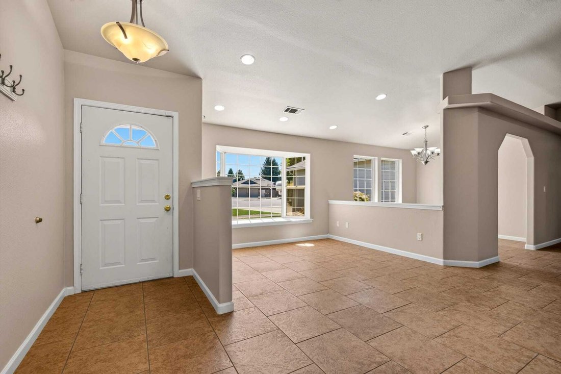 House in Medford, Oregon, United States 3 - 18610769