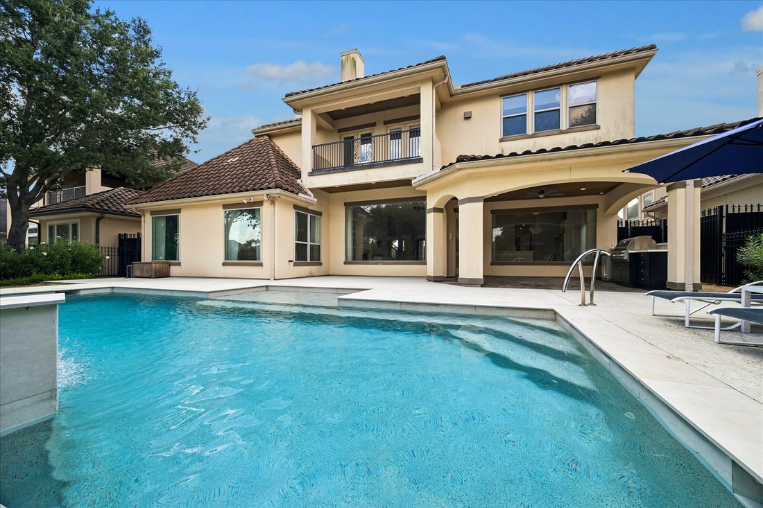House in Houston, Texas, United States 5 - 18610941