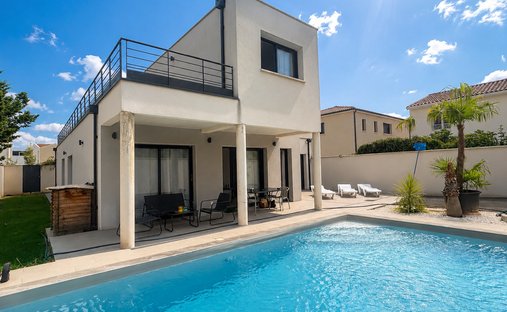 House in Saint Cyprien, Toulouse, France 1