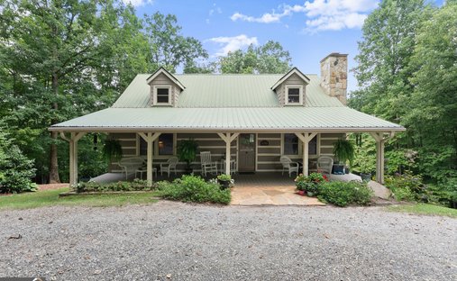House in Cleveland, Georgia, United States 1