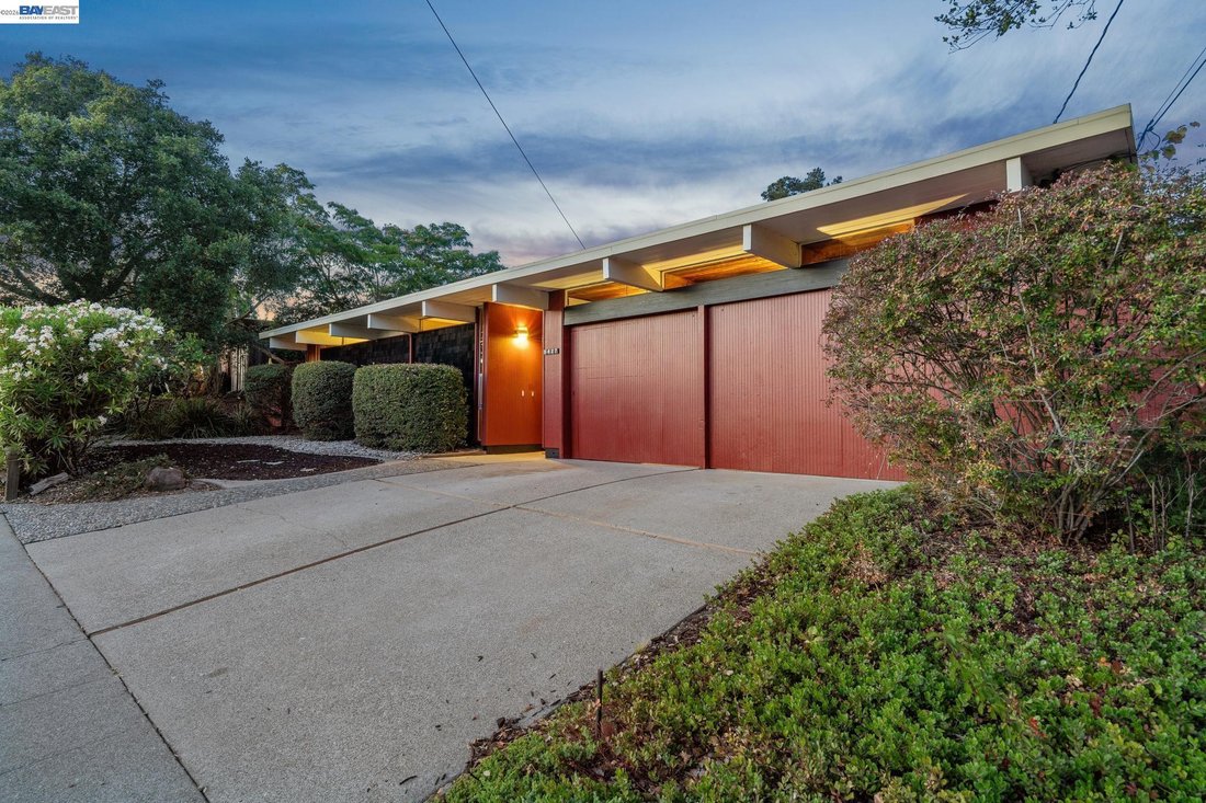 House in Castro Valley, California, United States 1 - 18612062
