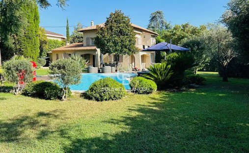 Villa in Mougins, Provence-Alpes-Côte d'Azur, France 1