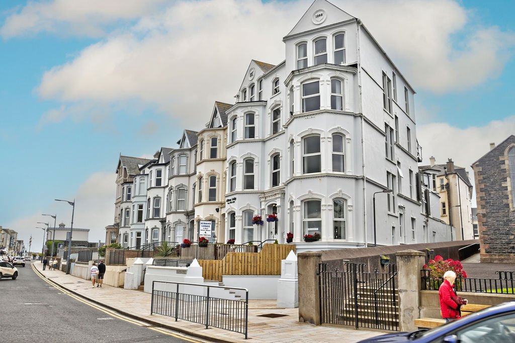 House in Portrush, Causeway Coast and Glens District, Northern Ireland 4 - 18608752