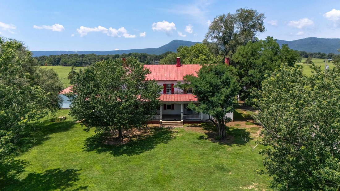 Farm Ranch in Luray, Virginia, United States 3 - 18612312