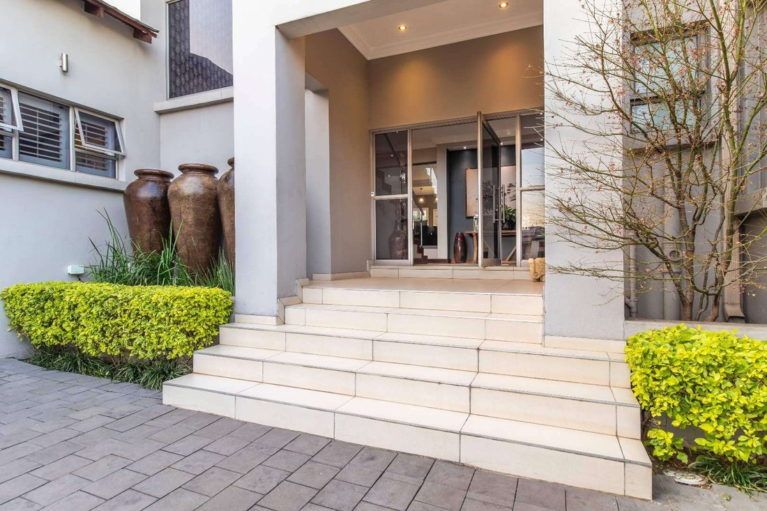 House in Halfway House Estate, Gauteng, South Africa 2 - 18609768