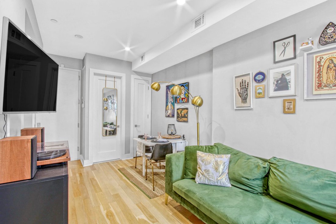 Condo in New York, New York, United States 3 - 18613189