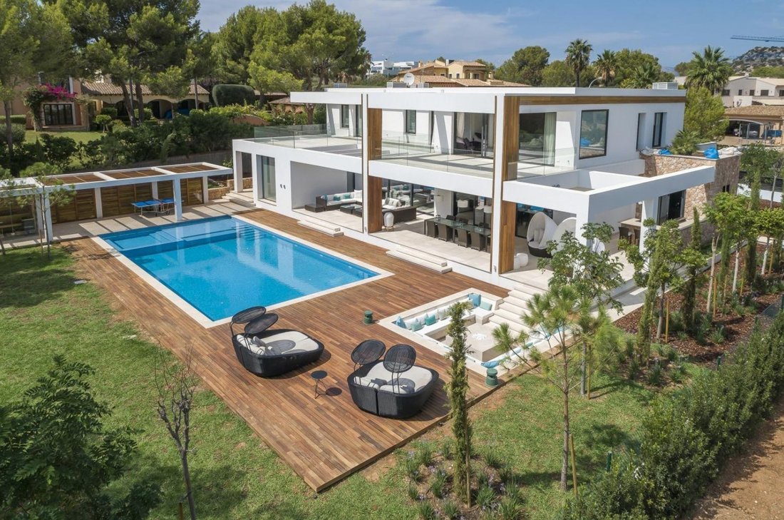 Villa in Rotes Velles, Calvia, Balearic Islands 1 - 18609273
