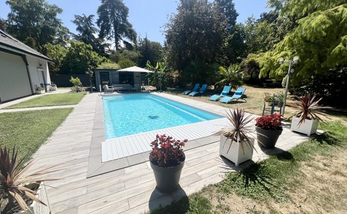 House in Lumigny-Nesles-Ormeaux, Ile-de-France, France 1