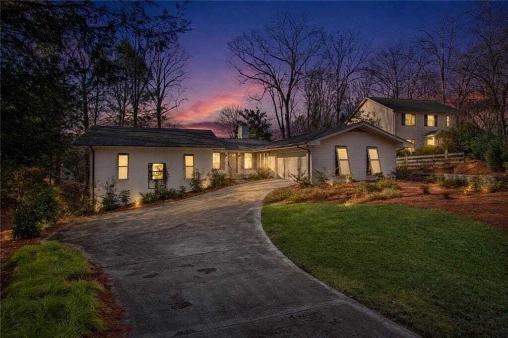 House in Gainesville, Georgia, United States 1 - 18600484