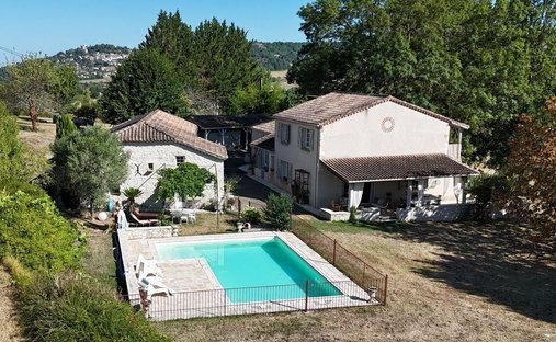 House in Penne-d'Agenais, Nouvelle-Aquitaine, France 1