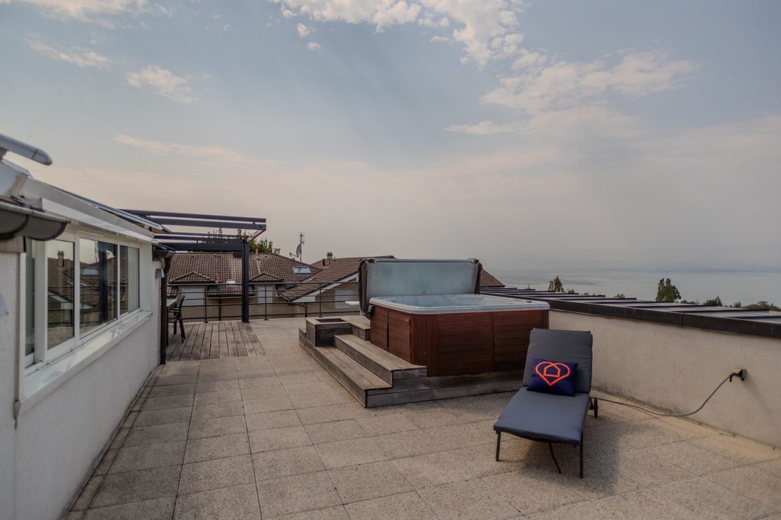 Apartment in Bord du Lac, Evian-les-Bains, France 1 - 18614943