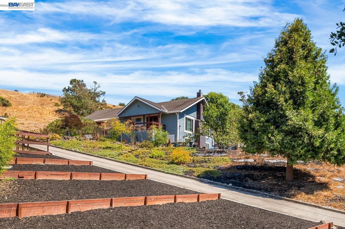 House in Castro Valley, California, United States 3 - 18612046