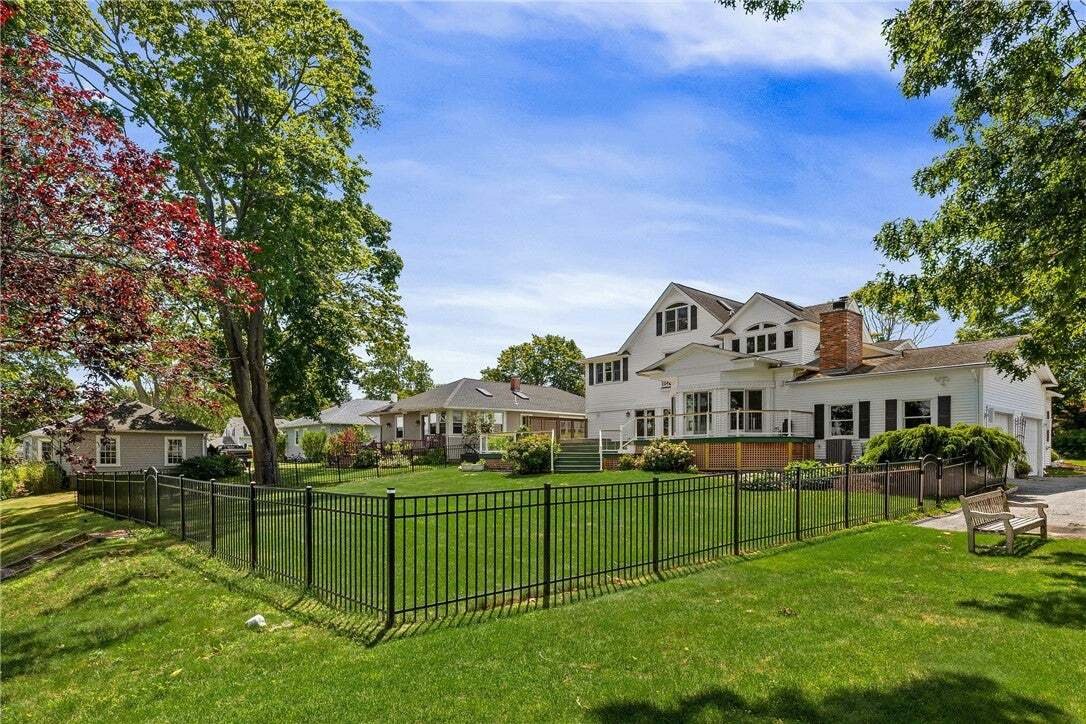 House in Warwick, Rhode Island, United States 5 - 17799598