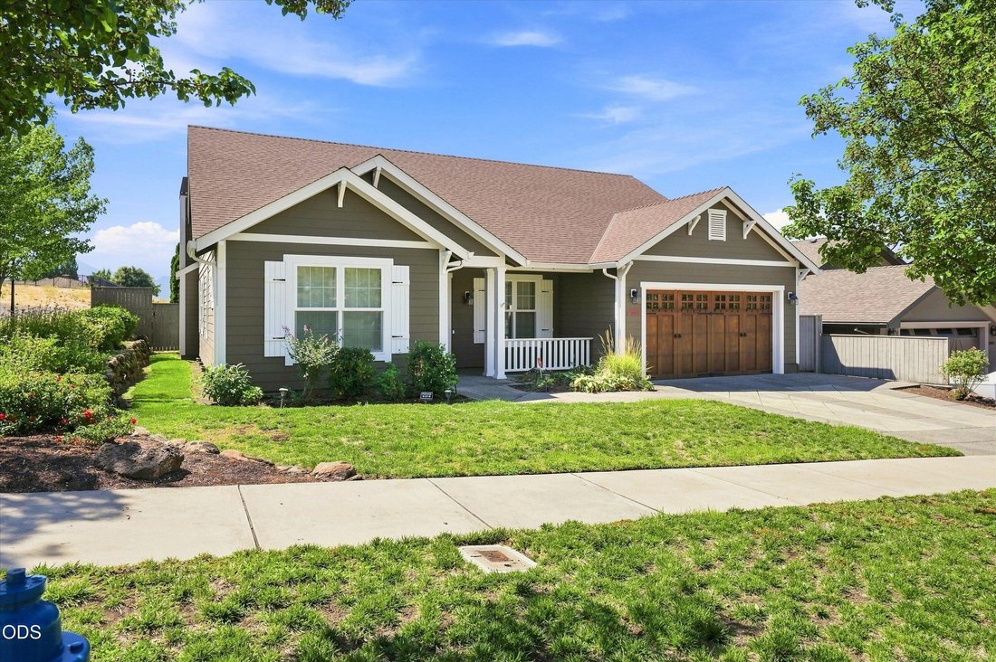 House in Medford, Oregon, United States 1 - 18612636