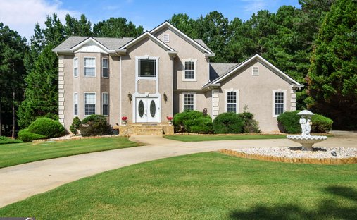 House in Sharpsburg, Georgia, United States 1