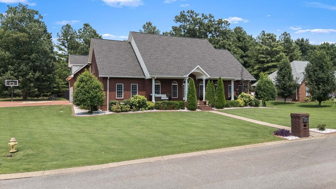 House in Shelbyville, Tennessee, United States 4 - 18612464