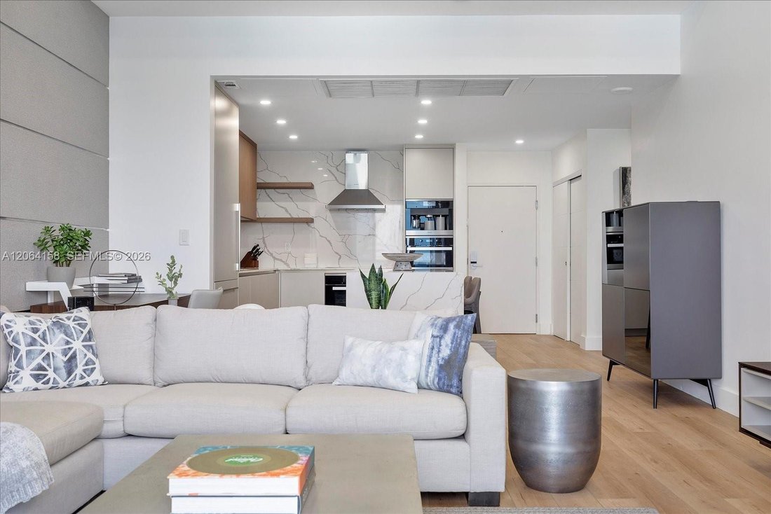 Condo in Miami Beach, Florida, United States 1 - 18613473