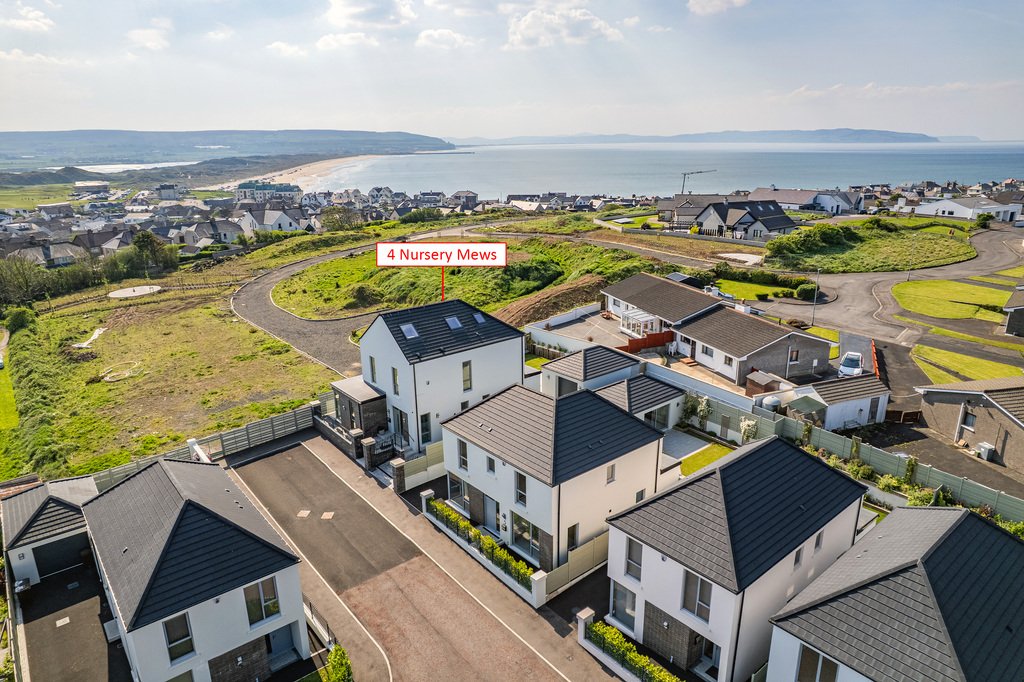 House in Portstewart, Causeway Coast and Glens District, Northern Ireland 1 - 18608733