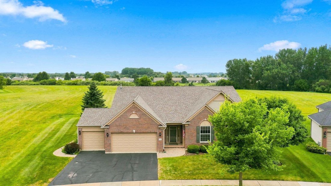House in Huntley, Illinois, United States 2 - 18612722