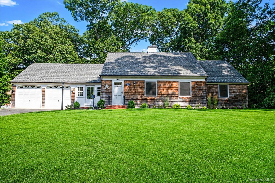 House in Jamesport, New York, United States 1 - 18613137