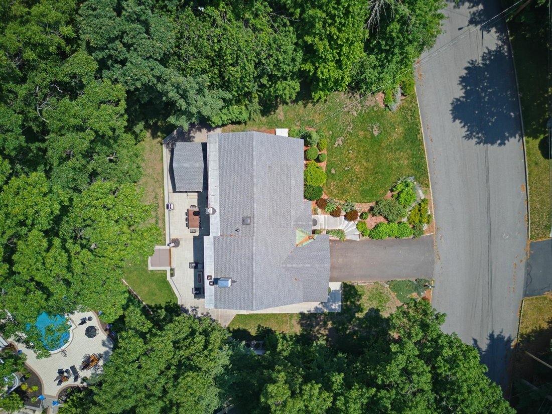 House in Manchester, New Hampshire, United States 5 - 18615528