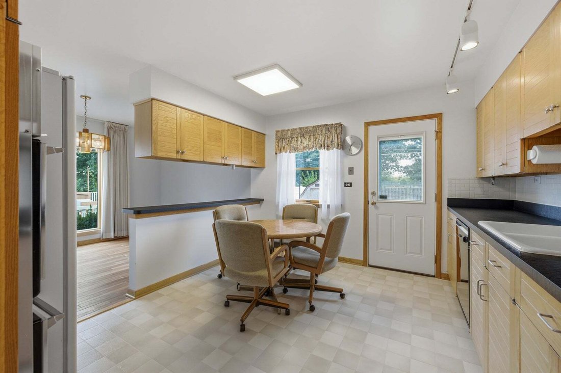 House in Des Plaines, Illinois, United States 4 - 18612746