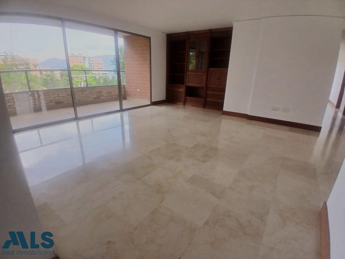 Apartment in Medellín, Antioquia, Colombia 2 - 18609822