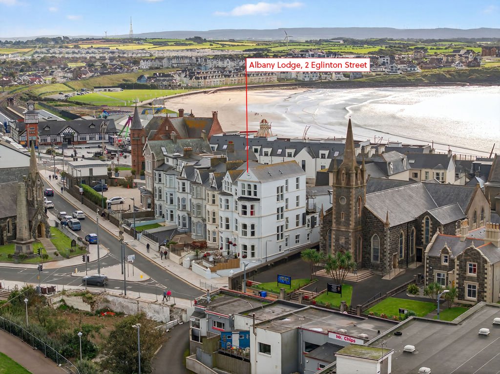 House in Portrush, Causeway Coast and Glens District, Northern Ireland 2 - 18608752