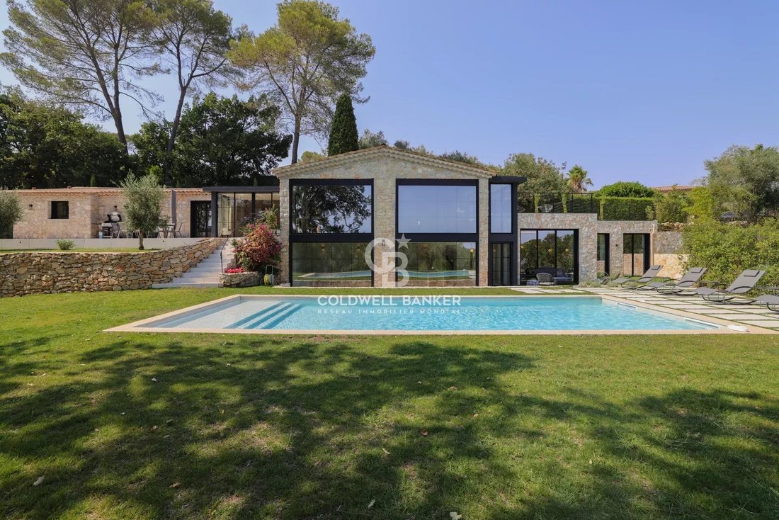 Villa in Valbonne, Provence-Alpes-Côte d'Azur, France 1 - 18610845