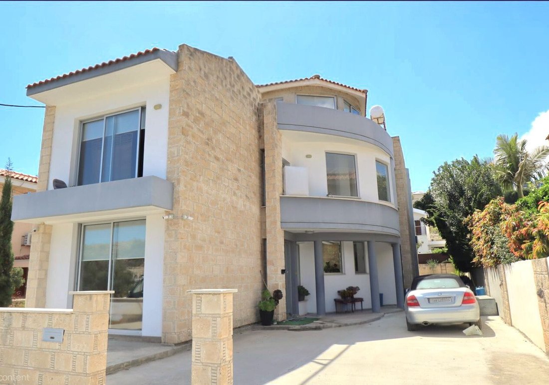Villa in Agios Athanasios, Limassol, Zypern 1 - 16380007