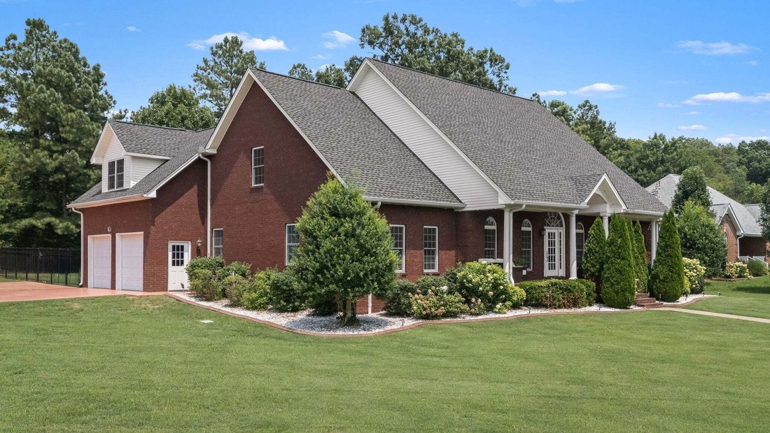 House in Shelbyville, Tennessee, United States 5 - 18612464