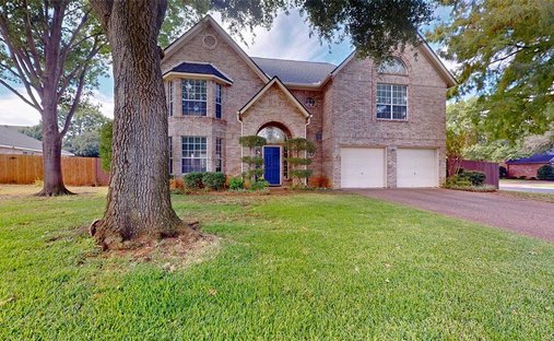 House in Hurst, Texas, United States 1