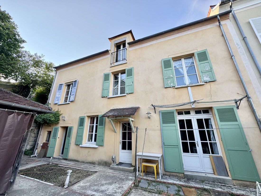 House in Vaureal, Ile-de-France, France 1 - 18614880