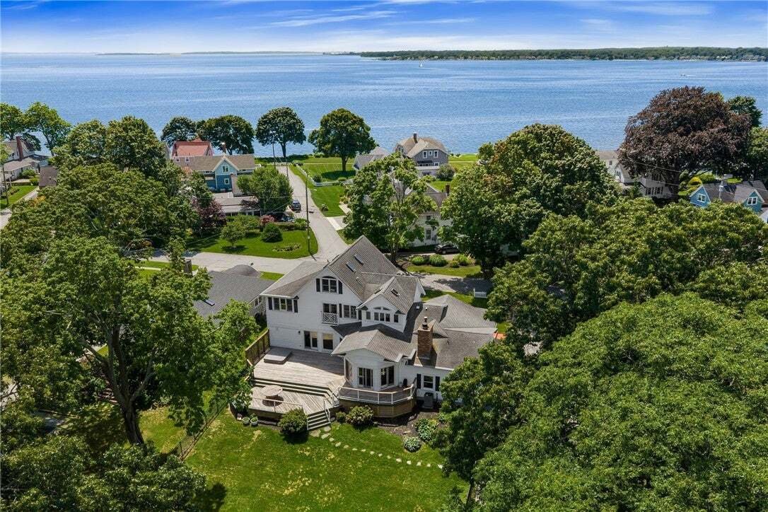 House in Warwick, Rhode Island, United States 4 - 17799598
