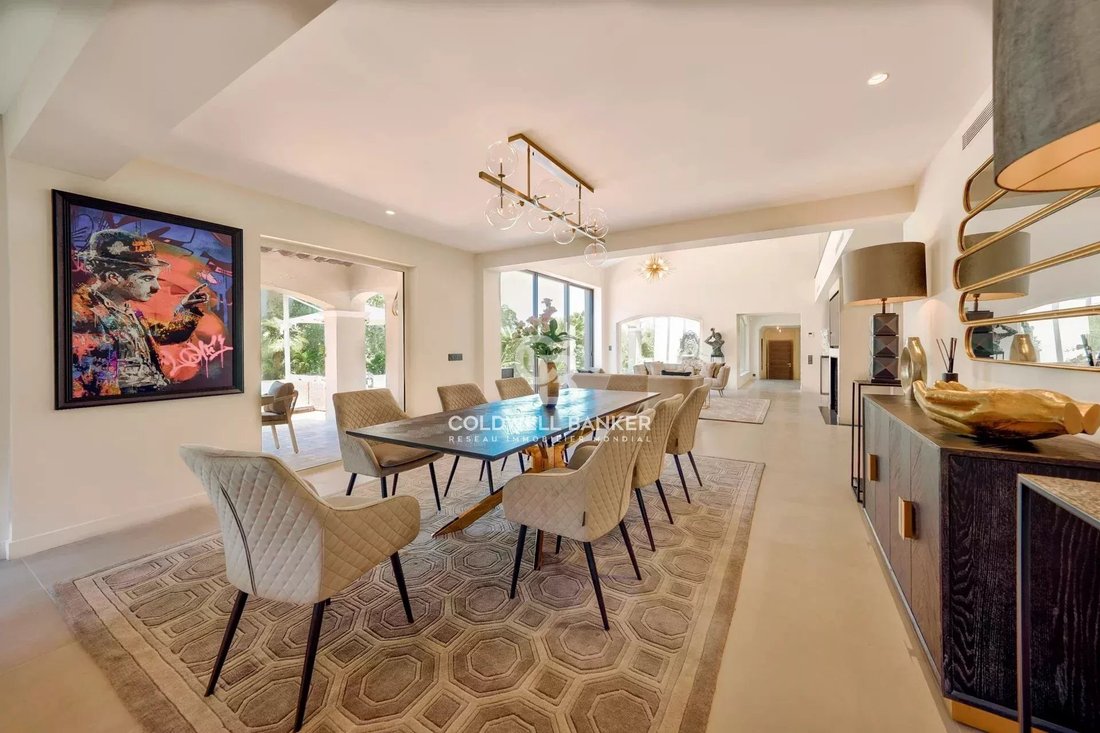 Villa in Mougins, Provence-Alpes-Côte d'Azur, France 5 - 18610765
