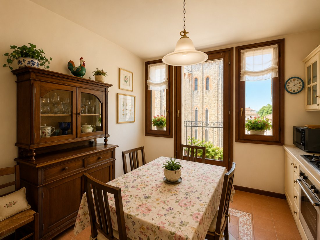 Apartment in Cathedral - Piazza dei Signori, Treviso, Italy 5 - 18613978
