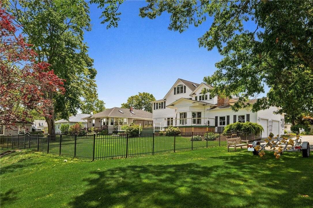 House in Warwick, Rhode Island, United States 3 - 17799598