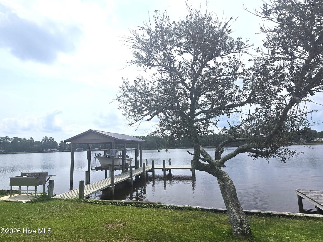 Oriental, North Carolina, United States 3 - 18613508
