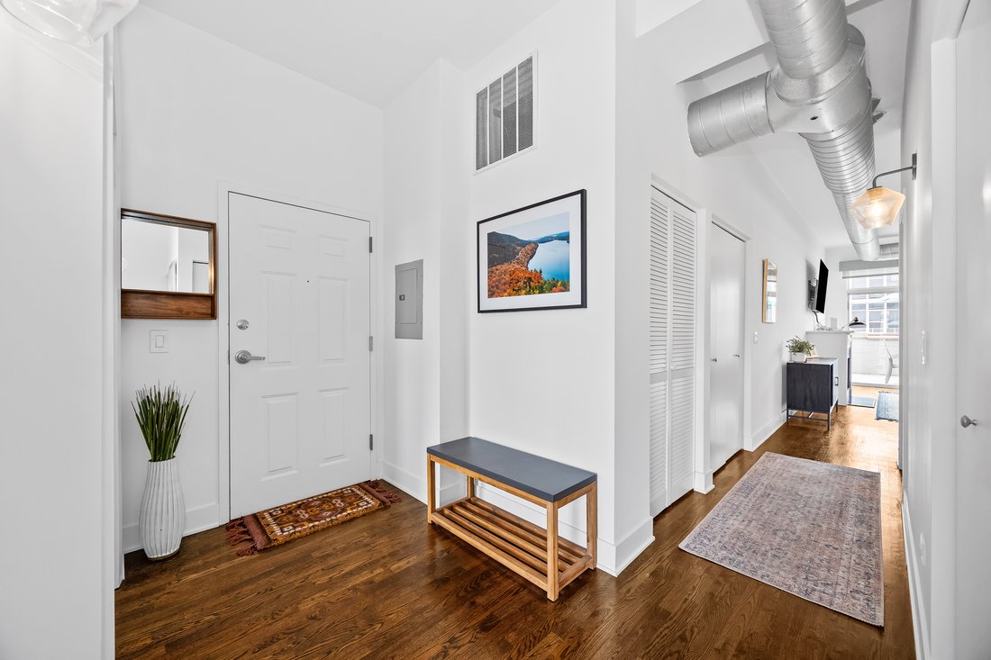 House in Chicago, Illinois, United States 2 - 18610366